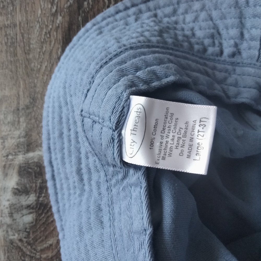 3T long sleeve and shorts bundle - Picture 3 of 8